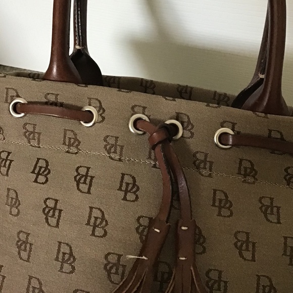 DOONEY & BOURKE MINI TASSEL LOGO HANDBAG - Picture 13 of 16